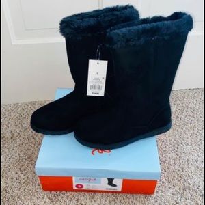 Size 3 girls cat and Jack boots